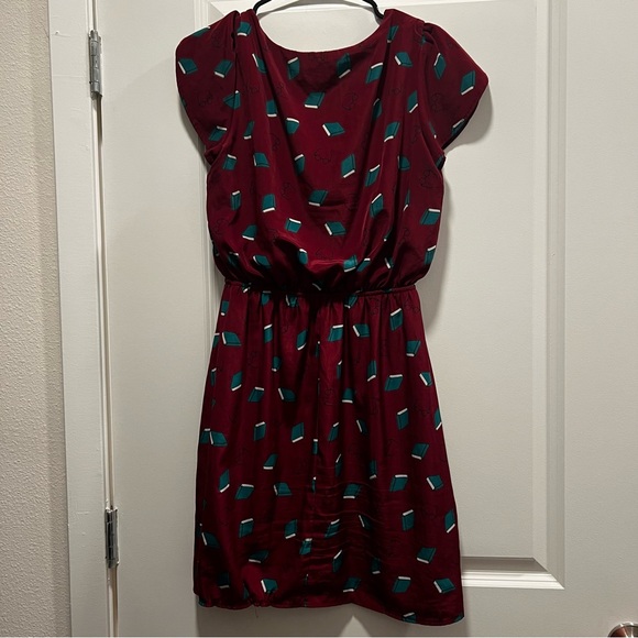 Modcloth Peach Love Mini Dress Women's Small with Books/Glasses in Burgundy - Picture 2 of 4